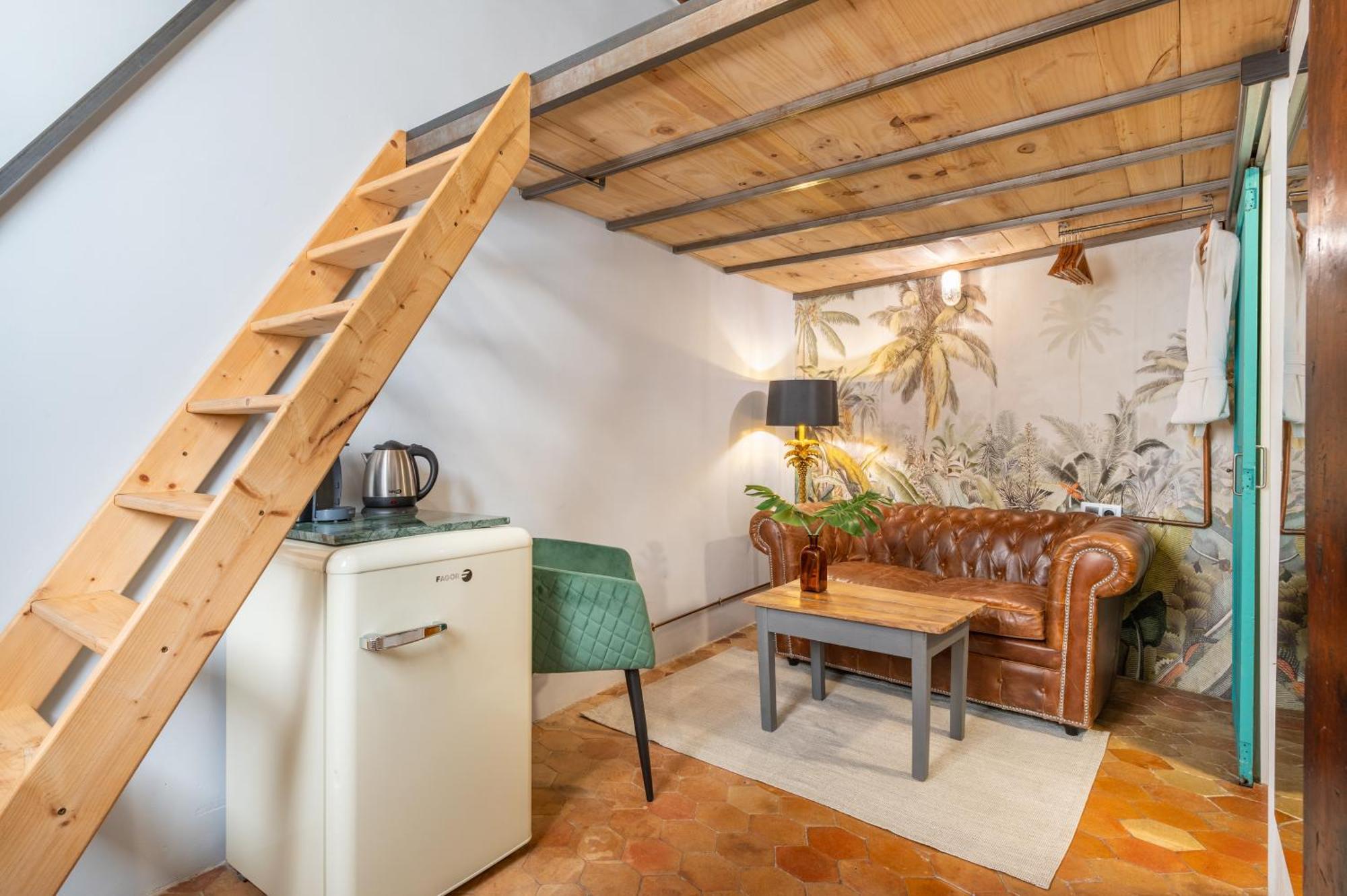 Dog Admiral - Urban Guest House ปัลมาเดมายอร์กา ภายนอก รูปภาพ